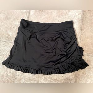 Black ruffled swim skirt with bottoms